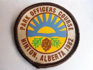 Vintage 1982 Park Officers Course Police Patch,  Hinton,  Alberta,  Canada,  Crest