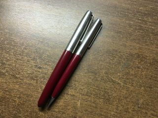 Vintage Red Parker 21 Fountain Pen And Pencil Set