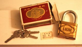 Vintage Lion Masterlock Padlock 3 Keys Box Brass Gold Silver Tone Asian Company