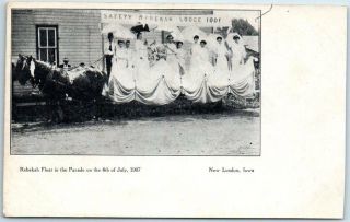 London,  Iowa Postcard " Rebekah Float In The 4th Of July Parade " 1900s