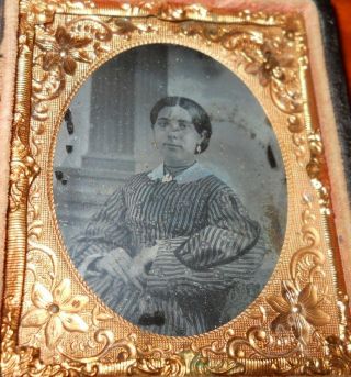1/9 Plate Civil War Mother Ambrotype In Half Case