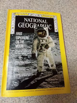 National Geographic Dec.  1969 Apollo 11 Moon Landing Issued With Record Vg.