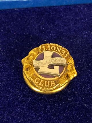 Vintage Lions Club Solid 10k Gold Enamel Past President Lapel Pin Tie Tack