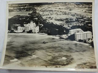 1930 Aerial Photo Of The Royal Hawaiian And Moana Hotel Honolulu 8.  5 " X 6.  5 "