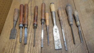 L4458 - Vintage & Antique Wood Chisels - Woodworking Tools
