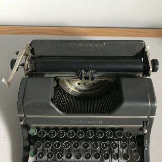 vintage UNDERWOOD universal typewriter fixer upper 2