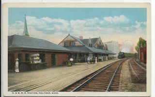 Holyoke,  Ma - B&m Railroad Station,  Train,  Track Side View