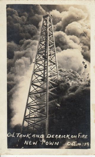 Rppc Real Photo Postcard Of Oil Well Fire Mailed From Burkbennett Texas C1919?