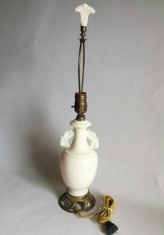 Vintage Aladdin Ivory Alacite Model G213 Electric Table Lamp - Moonsheaf Finial