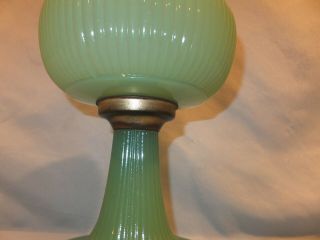 1938 Green Moonstone Vertique Aladdin Oil Lamp 4