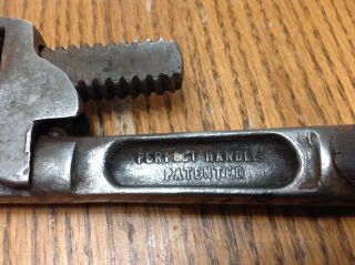 Antique Vintage H.  D.  Smith Tools Perfect Handle Tools 10” Pipe Wrench 3