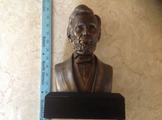 President Abraham Lincoln Bust Statue Sculpture - Gift Boxed
