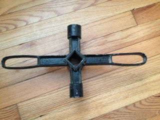 VINTAGE CHICAGO FIRE DEPARTMENT HYDRANT WRENCH FIREMAN ESTATE FIND TOOL 2