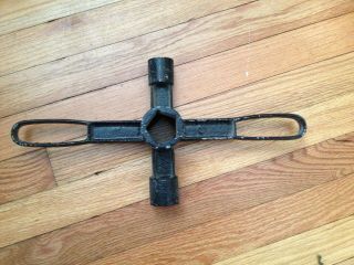 VINTAGE CHICAGO FIRE DEPARTMENT HYDRANT WRENCH FIREMAN ESTATE FIND TOOL 5