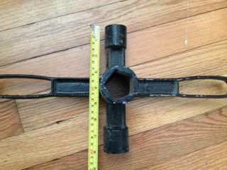 VINTAGE CHICAGO FIRE DEPARTMENT HYDRANT WRENCH FIREMAN ESTATE FIND TOOL 8