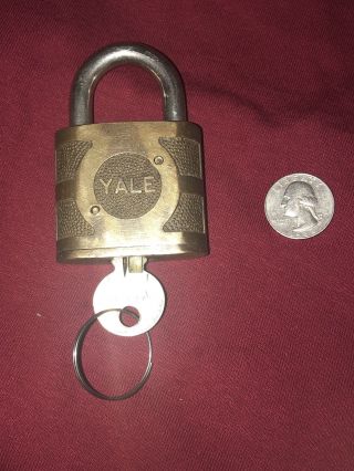 Vintage Yale Padlock W/key