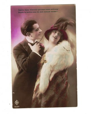 Mc3541 Roaring Twenties Love Couple Glamour Woman With White Fox Fur Stole Rppc