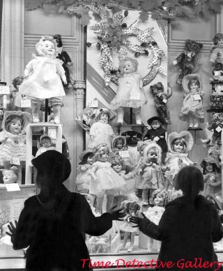 Dolls In A Christmas Window - 1930s - Vintage Photo Print