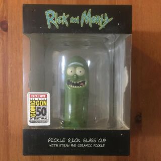 In Hand 2019 Sdcc Exclusive Ucc Distributing Rick And Morty Figure Pickle Rick