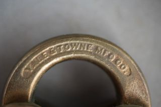 Vintage Antique Brass Yale & Towne Padlock 4