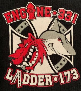 Fdny Nyc Fire Department York City T - Shirt Sz Xl E331 Queens Howard Beach
