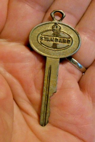 Vintage Standard Oil Gold Crest Key 1935 - 66 Chevy Pontiac Cadillac Olds Buick A
