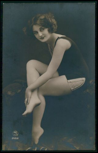 Bathing Beauty Swimsuit Risque Sexy Woman 1920s Photo Postcard Kf11