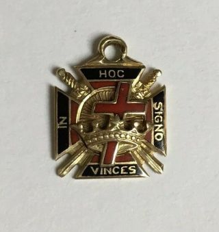 Vintage Masonic Knights Templar " In Hoc Signo Vinces " Pendant
