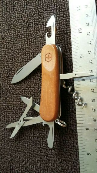 Swiss Army Victorinox Delemont Evowood 14 Pocket Knife Multi Tool Climber Sak
