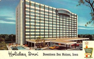 Des Moines,  Ia Iowa Holiday Inn Downtown Revolving Restaurant Artist 