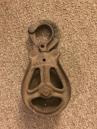 Antique Primitive Farm Barn Louden Cast Iron Pulley With A 4” Iron Wheel 9” Long