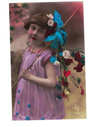 Mc1792 Little Art Deco Girl In Purple Dress With Big Flower Bouquet Rppc