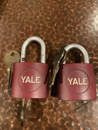 Vintage Set 2 Yale & Towne Red Metal Padlock Lock With 4 Keys Hardened