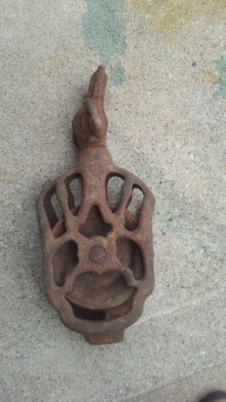 Vintage Antique Industrial Maritime Barn Pulley Cast Iron Decorative Pulley