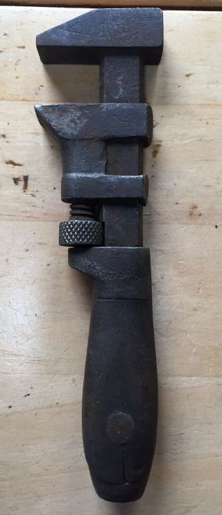 ANTIQUE VINTAGE BEMIS & CALL & T Co 6 1/2” ADJUSTABLE WRENCH WOOD HANDLE TOOL 2