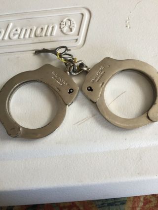Vintage Handcuffs By Police Made In Italy With Keys And Leather Holder 2
