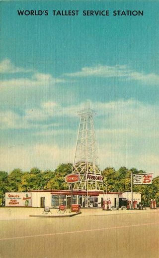 Linen Roadside Postcard P A Perrone Gas Station,  Hearne,  Texas - World 