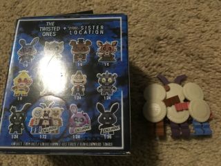 GameStop Mystery Minis Twisted Ones Sister Location Paper Plate Pals FNAF box 2