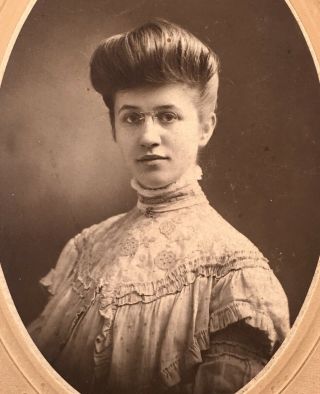 1890’s Pretty Young Lady School Girl Eyeglasses Cabinet Card Photo Mansfield Oh