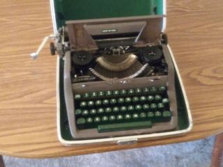 Vintage Royal Quiet De Luxe Portable Typewriter With Case Green 1950s