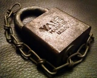 Vintage Antique Old Yale Padlock Brass Lock Really No Key Made In Usa