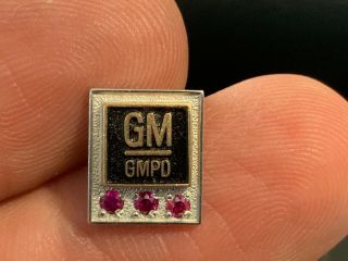 “gm” Gmpd 10k Gold 3 Ruby Service Award Pin.  Pin.