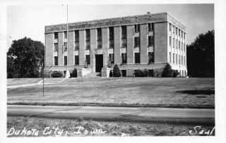 Real Photo Postcard Humboldt County Courthouse In Dakota City,  Iowa 122607