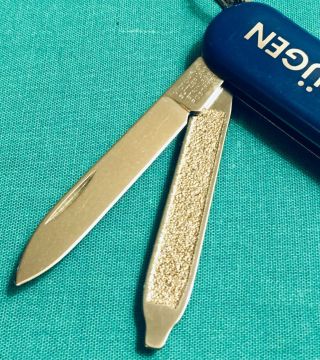 Victorinox Swiss Army Pocket Knife - Limited Blue Classic SD - FAHRVERGNUGEN 4