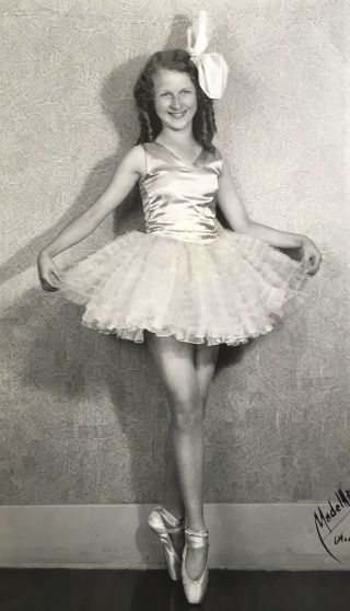 Vtg 1920’s Flapper School Girl Glamour Photograph Dance Modell Studio Jazz Age