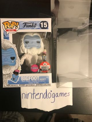 Funko Pop Flocked Snowy White Bigfoot 15 Canadian Fan Expo Exclusive Great Cond