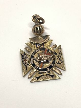 Vtg Gold Plated Masonic Knights Templar Fob Medal “in Hoc Signo Vinces” Enamel