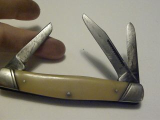John Primble,  Belknap Hdw.  & Mfg.  Co.  5371 Stockman 3 Blade Pocket Knife - Yellow