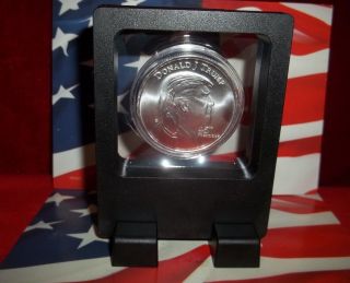 1 Donald Trump 45th President Of The Usa: 1 Oz.  999 Solid Silver Art - Coin & Case