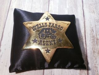 Wells Fargo Agent Commemorative Star Souvenir Badge 1977